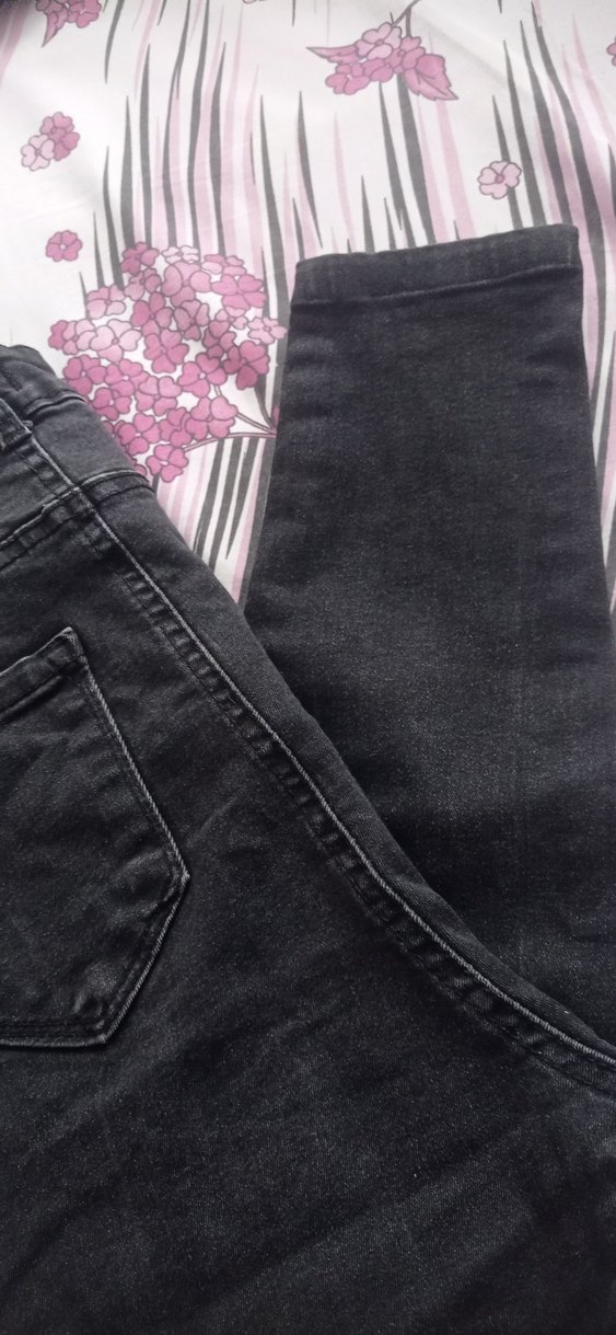 Siyah Dar Kesim Rahat Kadın Denim Pantolon - Görsel 2