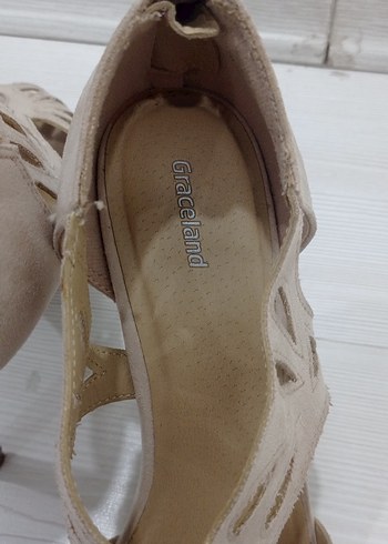 Bej Süet Kadın İnce Topuklu Ayakkabı - Görsel 4