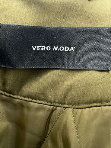 s Beden yeşil Renk Vero Moda Mont %70 İndirimli.