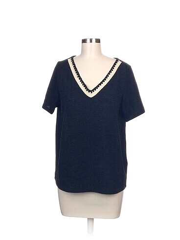 LC Waikiki Bluz %70 İndirimli.