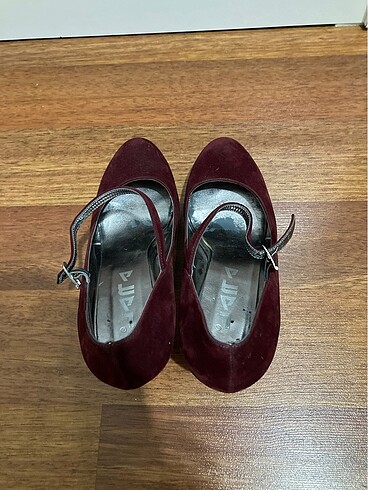 37 Beden bordo Renk Ayakkabı