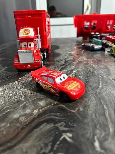 Pixar cars metal arabalar