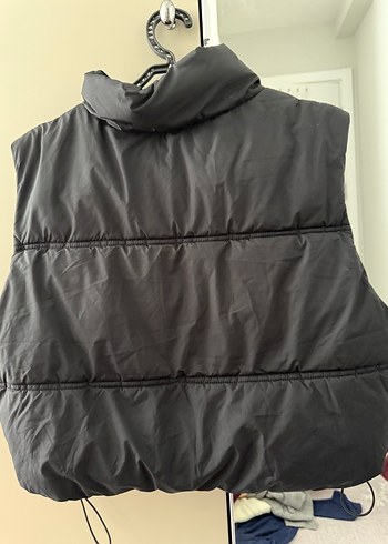 Kadın Siyah Kısa Şişme Yelek Yüksek Yakalı - Görsel 5