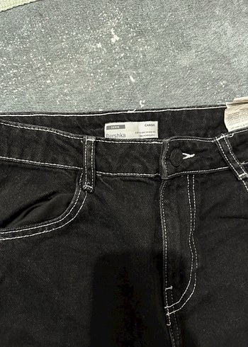 Siyah Rahat Kesim Kadın Jean - Görsel 3