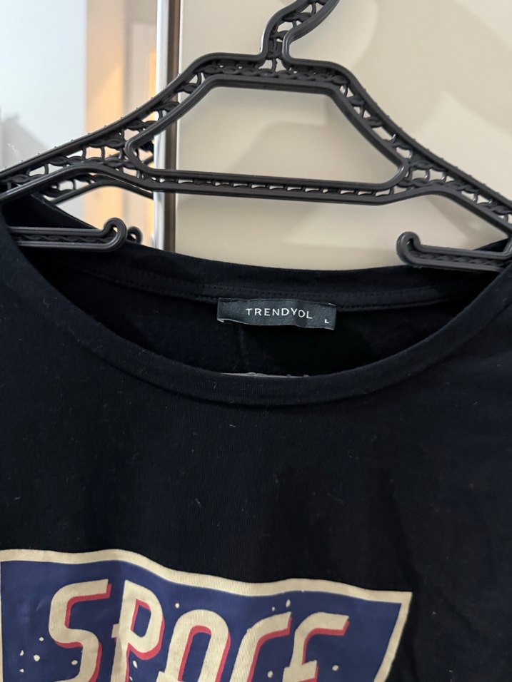 Rock Punk Siyah Baskılı Kadın Tişört - Görsel 3