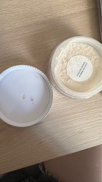 Beden Renk Becca Hydra Mist Pudra