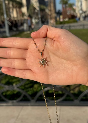 Çelik Altın Renkli Zincir Detaylı Ay Ve Güneş Kolye - Görsel 2