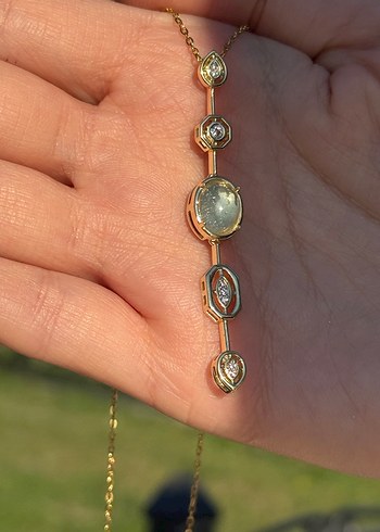 Çelik Zincir Detaylı Beyaz Taşlı Y Kolye - Görsel 3