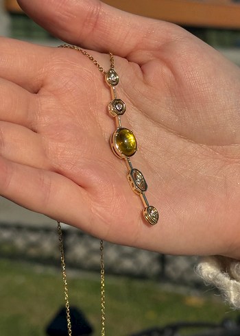 Çelik  Zincir Detaylı Sarı Taşlı Y Kolye - Görsel 3