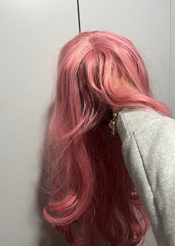 Parlak Pembe Uzun Dalgalı cosplay Sentetik Peruk - Görsel 4