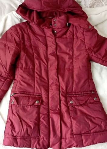 Bordo renk mont