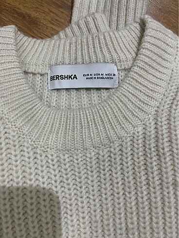 m Beden Bershka kazak