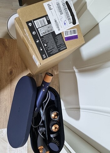 Dyson airwrap orijinal dyson Türkiye sitesinden alındı