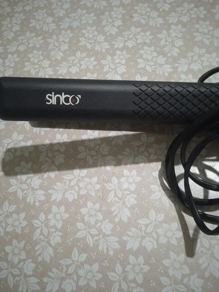 Sinbo Siyah Saç Düzleştirici - Görsel 2