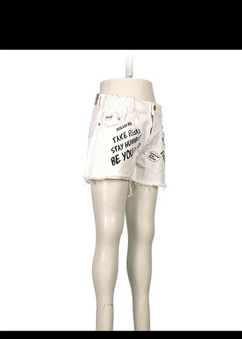 Beyaz Baskılı Düğmeli Mini Kot Şort - Görsel 2