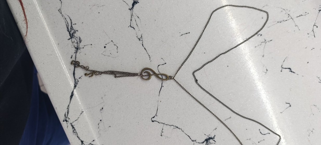 Sol Anahtarı Desenli Kadın Kolye - Görsel 2