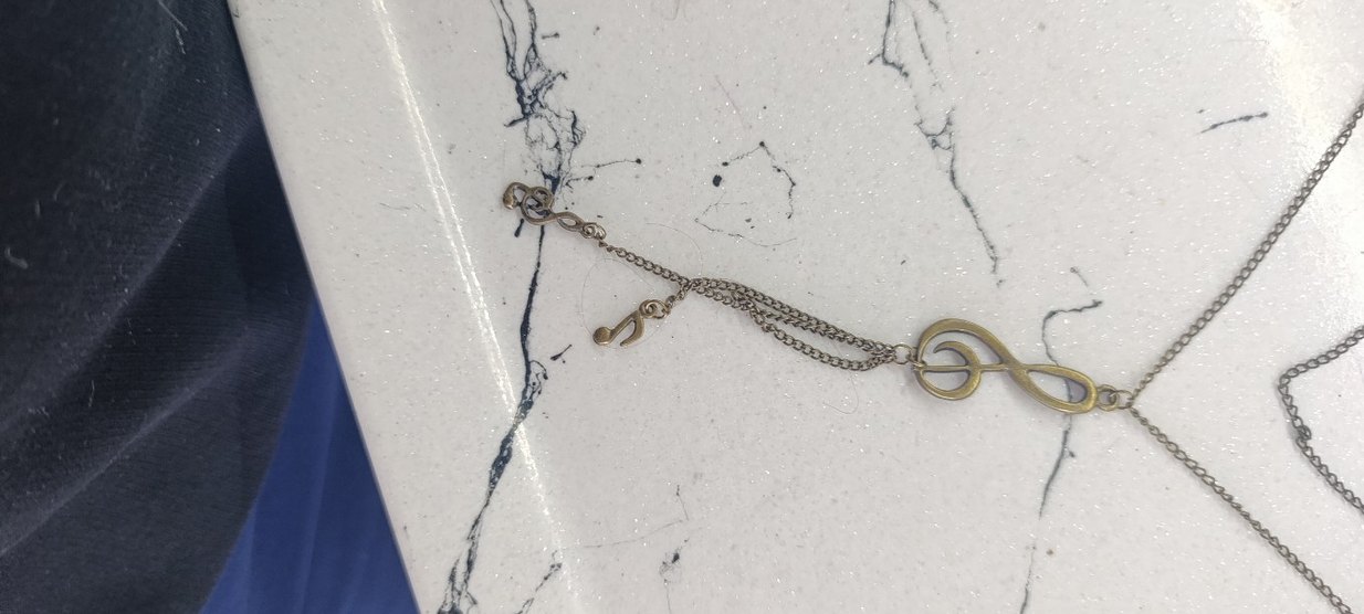 Sol Anahtarı Desenli Kadın Kolye - Görsel 4