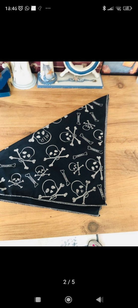 Siyah Gotik Kadın Fular - Görsel 2