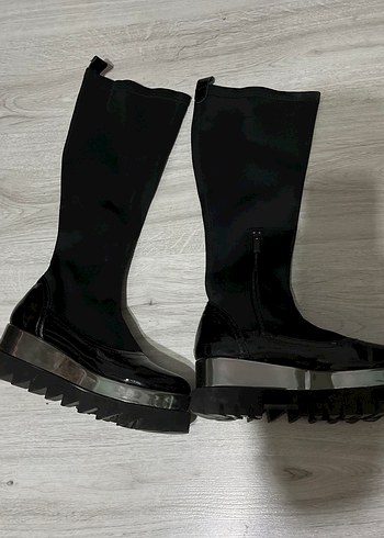 Siyah Gotik Platform Topuklu Diz Boyu Çizme