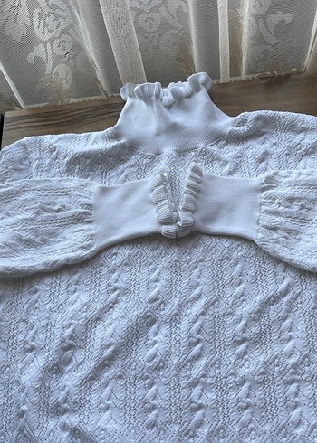 DiLViN Beyaz İşlemeli Kısa Triko kazakla S-M uyumlu esnek - Görsel 2