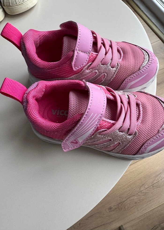 Vicco marka ayakkabı - Görsel 2