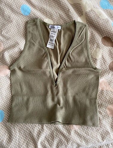 V yaka crop