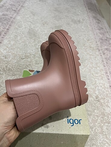 İgor yağmur çizmesi