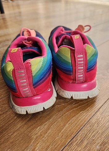 Skechers Skechers orjinal 37,5 beden memory form özellikli spor ayakkabı