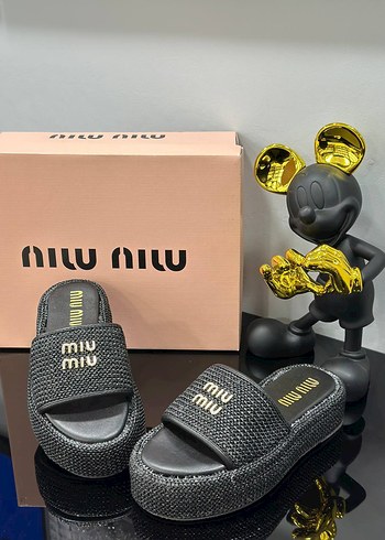 Miu Miu Altın Platform Kadın Terlik