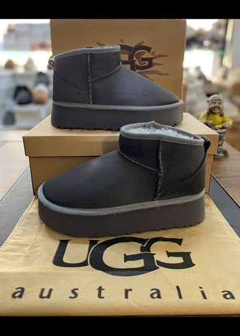diğer Beden siyah Renk UGG Bej Süet Kürklü Kadın Dolgu Topuk Bot