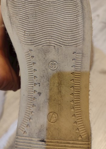 Siyah Bağcıklı Dolgu Topuk Kadın Sandalet - Görsel 5