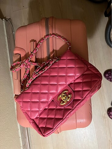 Pembe chanel çanta