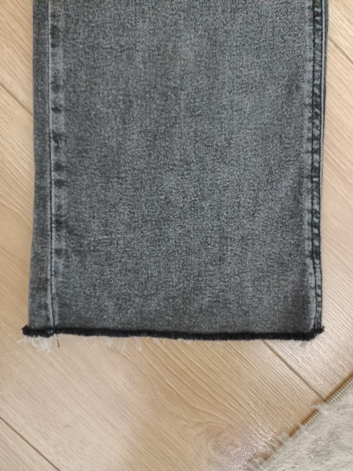 Gri Bol Kesim Kot Pantolon - Görsel 5