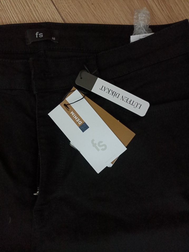 Faik Sönmez marka 46 beden Siyah Kadın denim  Pantolon - Görsel 5