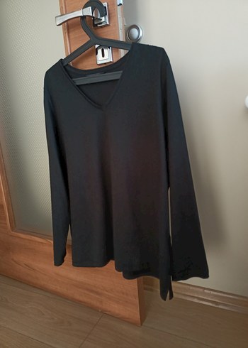 Bordo  ve siyah  Uzun Kollu v yaka 2 adet penye tişört - Görsel 4