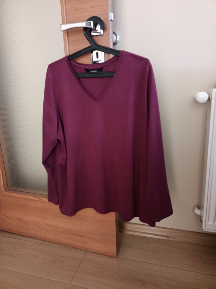 Bordo  ve siyah  Uzun Kollu v yaka 2 adet penye tişört - Görsel 5