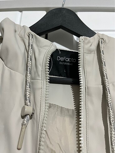 Defacto Deri mont