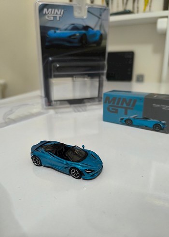 Mini GT McLaren 750s - Görsel 3