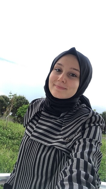 Armine Trençkot