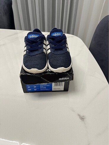 Adidas bebek ayakkabısı