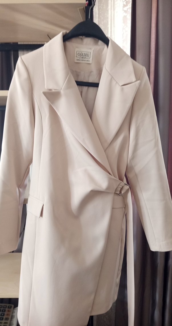 Bej Kadın Kemerli Uzun Blazer Ceket elbise - Görsel 3