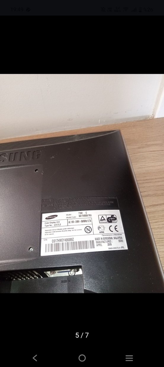 Beyaz Samsung Bilgisayar Monitörü - Görsel 3