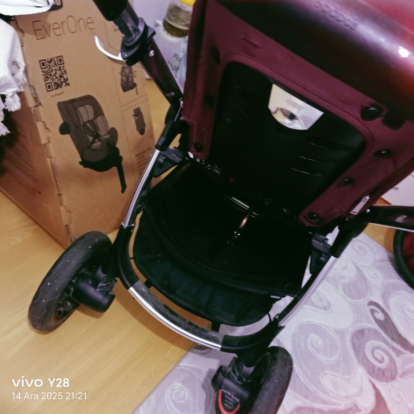 Bordo Bebek Arabası - Görsel 5