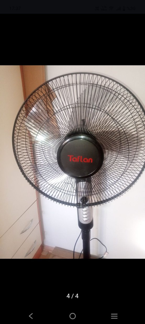 Siyah Ayaklı Teflon Vantilatör - Görsel 2