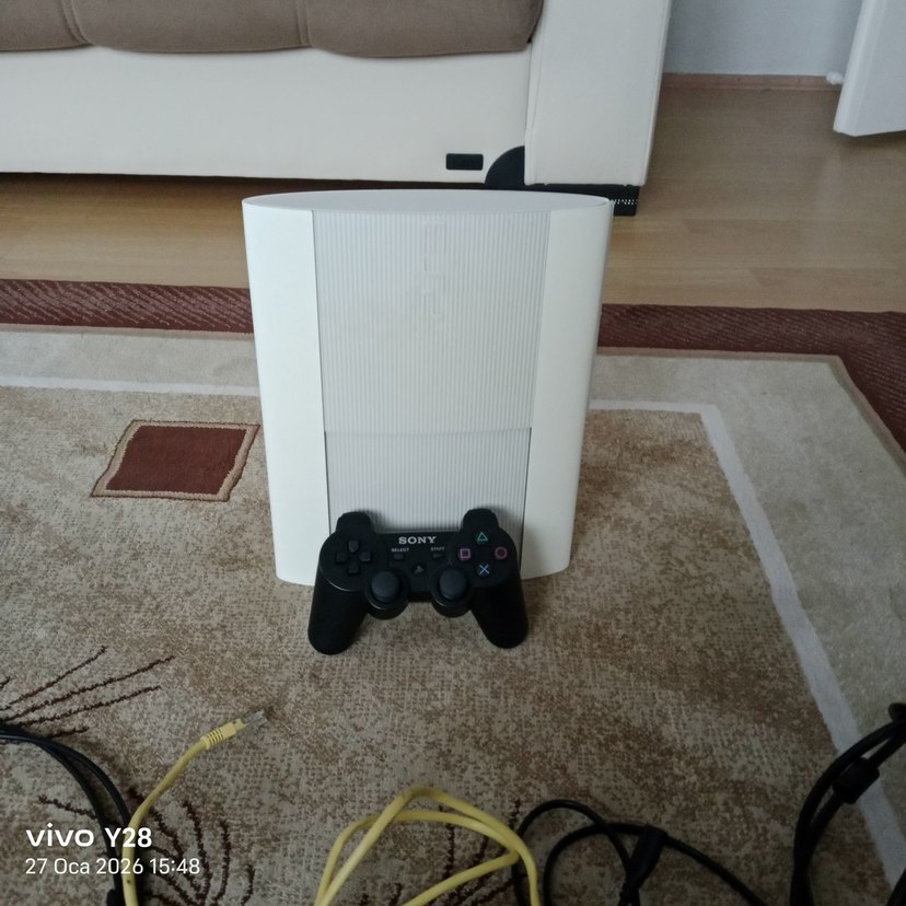 ps 3 süper slim - Görsel 2