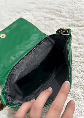 Zincir Detaylı Yeşil Deri Kadın Çanta - Görsel 3