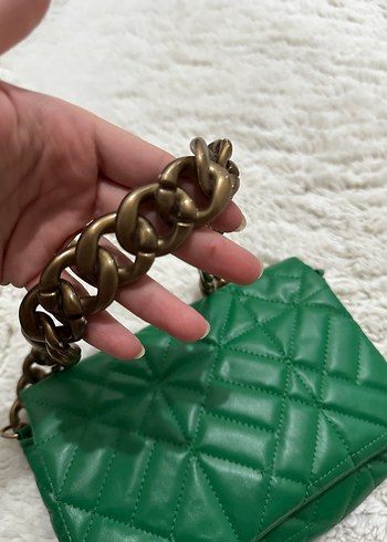 Zincir Detaylı Yeşil Deri Kadın Çanta - Görsel 4