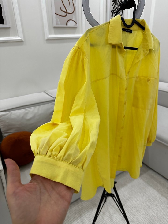 Sarı Düğmeli Uzun Kollu Keten Gömlek - Görsel 3