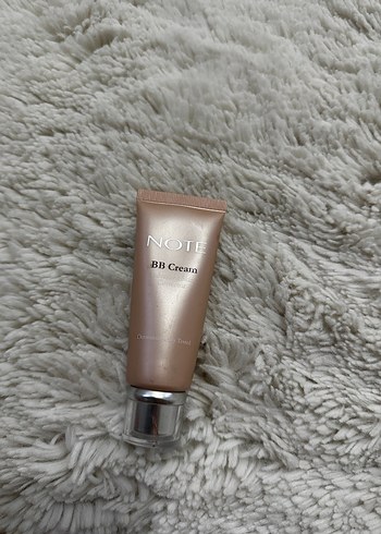 Note 3in1 Parlak Ten BB Krem SPF 50 - Görsel 4