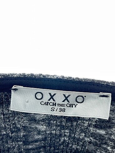 s Beden gri Renk oxxo Bluz %70 İndirimli.